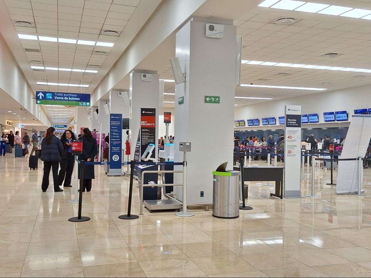 Hay buena afluencia de pasajeros en el aeropuerto de Mérida Hay buena afluencia de pasajeros en el aeropuerto de Mérida