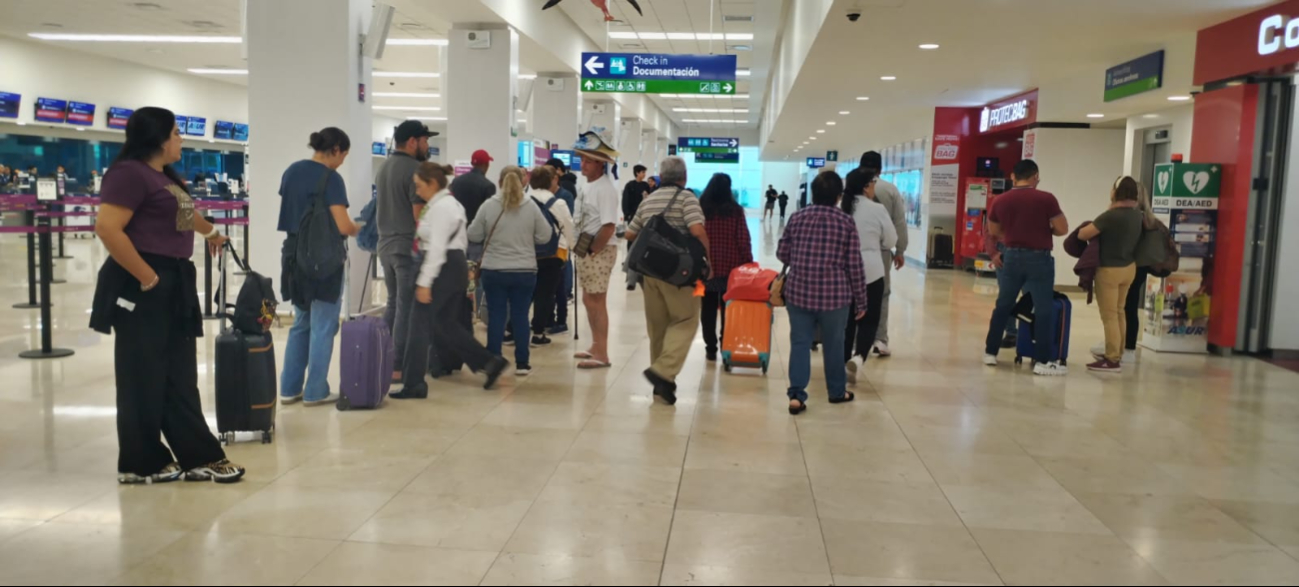 El aeropuerto de Mérida registra buena movilidad de pasajeros El aeropuerto de Mérida registra buena movilidad de pasajeros