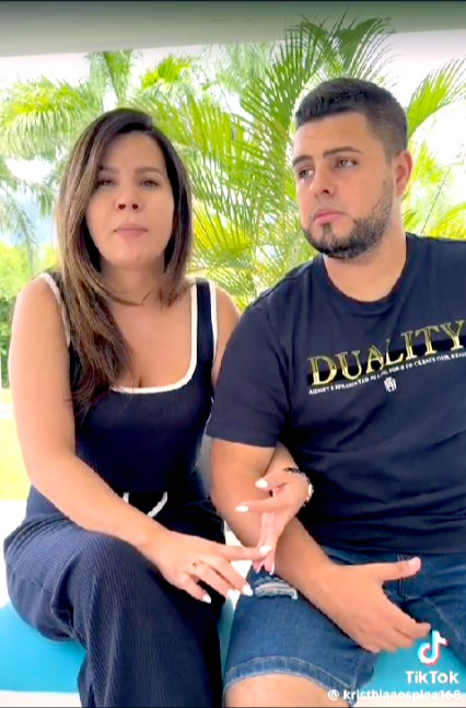 La pareja deseaba disfrutar de su viaje, pero fue arruinado por el mal trato del personal