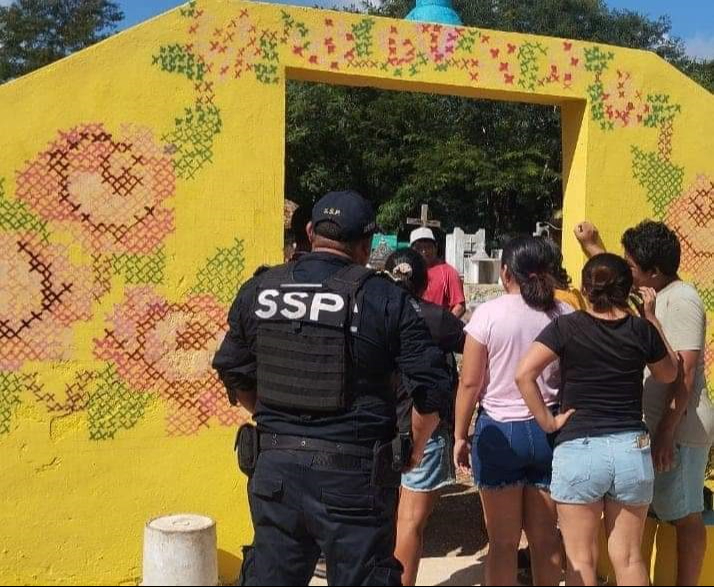 La población se encuentra aterrada ante los actos de magia negra llevados a cabo en el cementerio