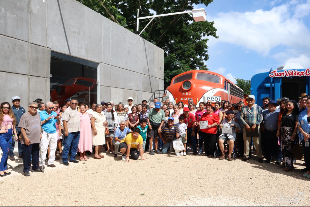 La sede fue en el nuevo Museo del Ferrocarril