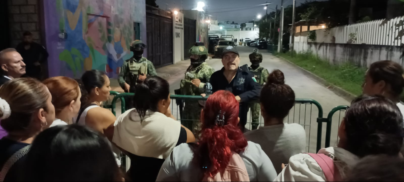 La zona alrededor del Cereso fue cerrada por el Ejército Mexicano mientras se hacía el operativo La zona alrededor del Cereso fue cerrada por el Ejército Mexicano mientras se hacía el operativo