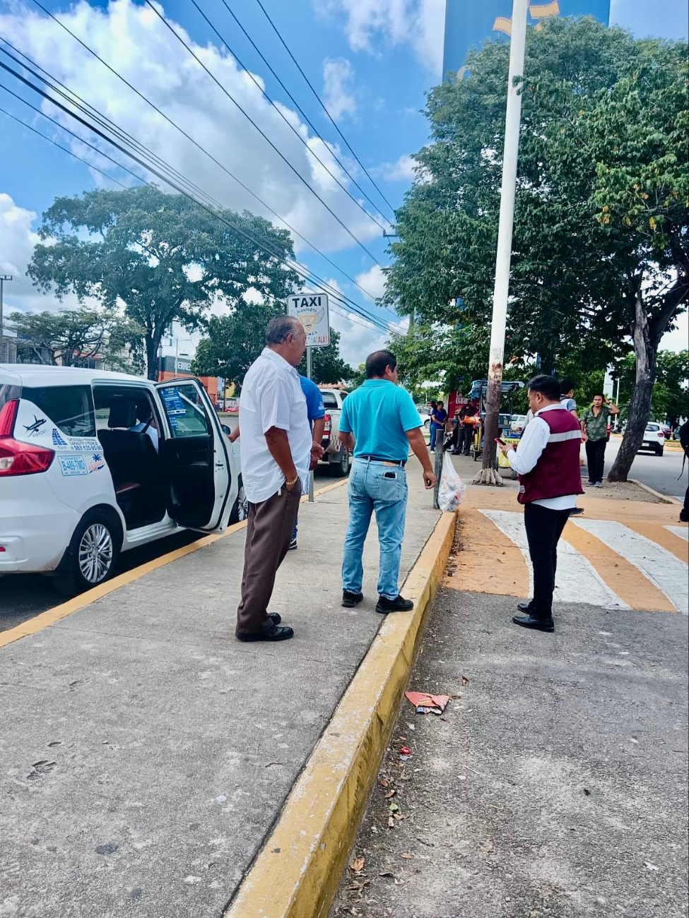 Taxistas perderán sus licencias, según el titular de la Imoveqroo Taxistas perderán sus licencias, según el titular de la Imoveqroo