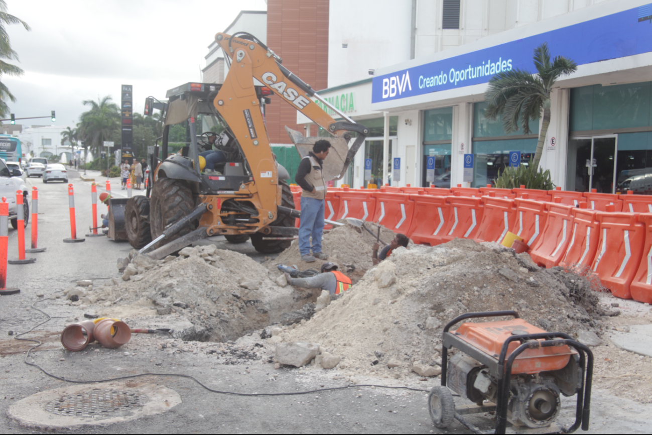 Pese a la inversión de 5 millones de pesos, solo se reparará 1.5 kilómetros Pese a la inversión de 5 millones de pesos, solo se reparará 1.5 kilómetros