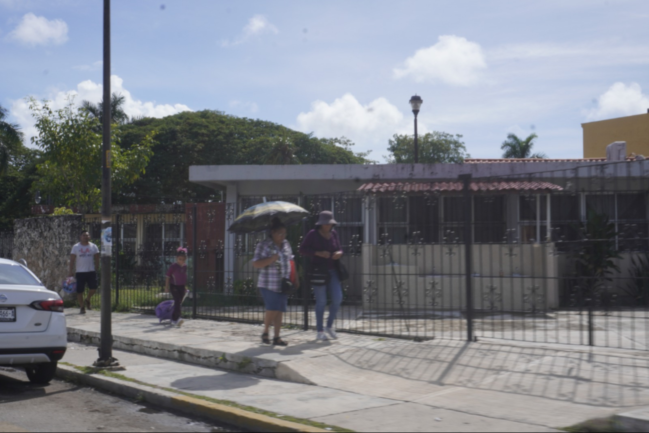 Se esperan condiciones inestables en las próximas 24 horas por una vaguada inducida sobre la península de Yucatán Se esperan condiciones inestables en las próximas 24 horas por una vaguada inducida sobre la península de Yucatán