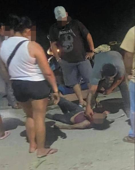 Debido al fuerte golpe en su cabeza, fue trasladada al Hospital General de Chetumal Debido al fuerte golpe en su cabeza, fue trasladada al Hospital General de Chetumal