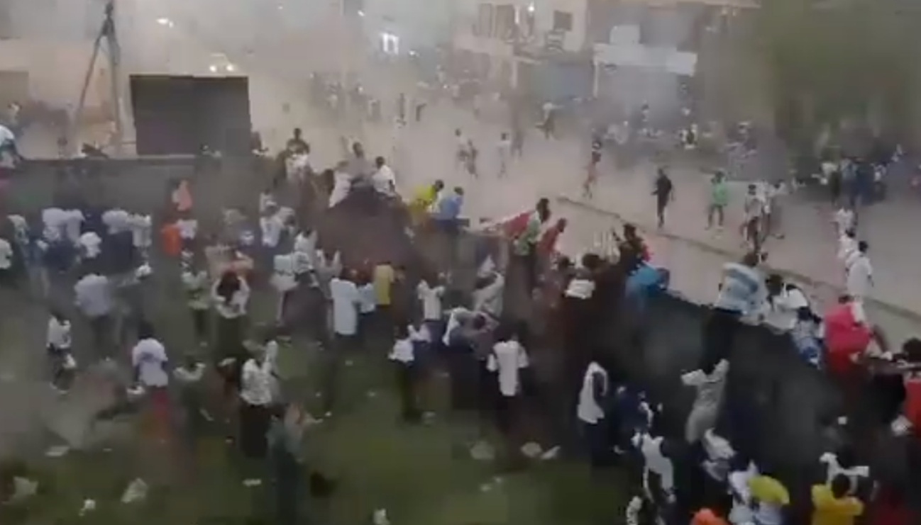 Tragedia en Guinea: Disturbios en estadio dejan decenas de muertos