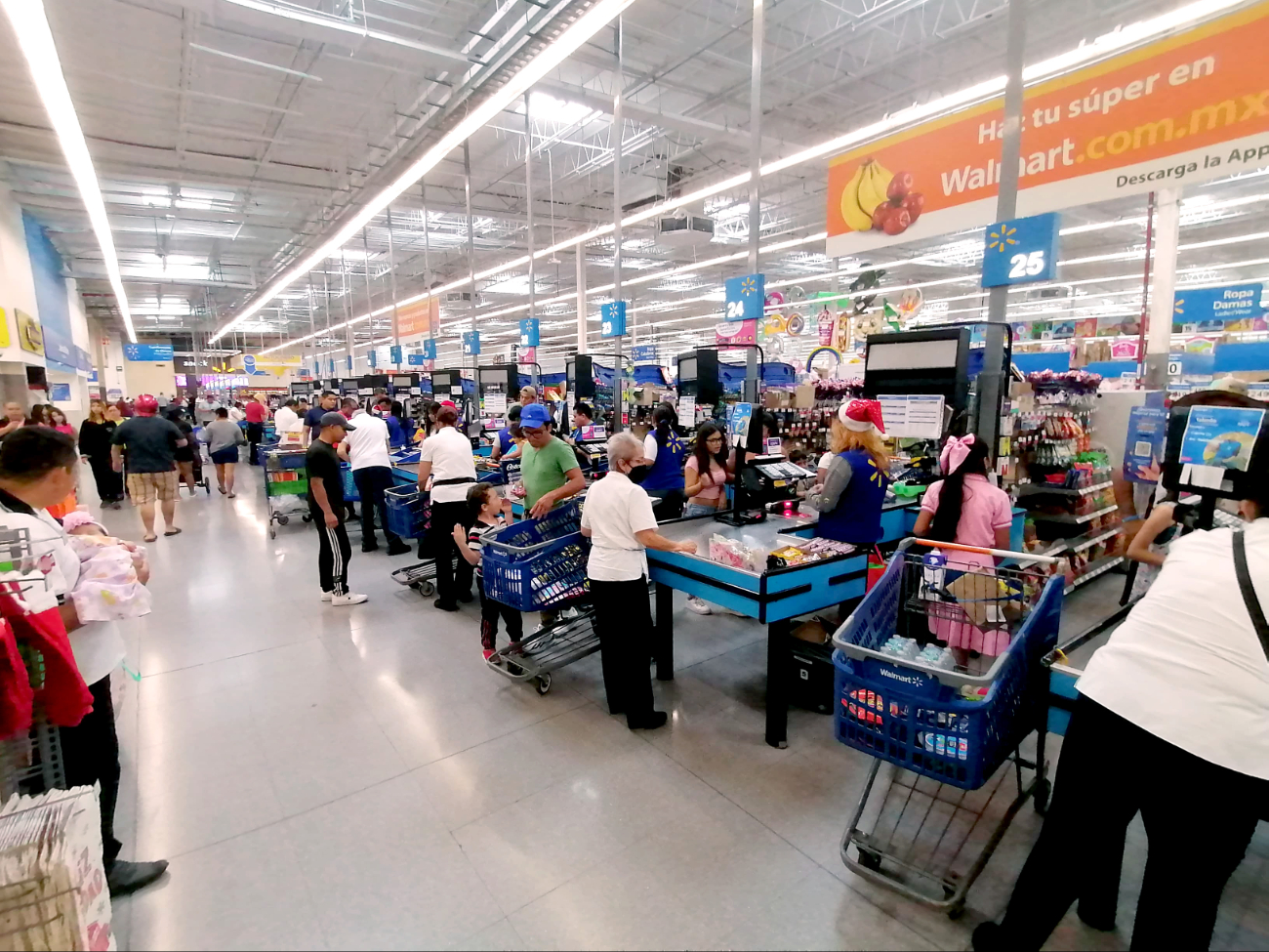 ¿Dónde está la tienda con la canasta básica más cara de Cancún? 