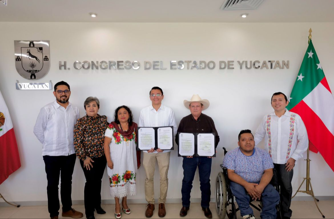 Díaz Mena realiza iniciativa para fomentar trabajo hacia personas con discapacidad. Díaz Mena realiza iniciativa para fomentar trabajo hacia personas con discapacidad.