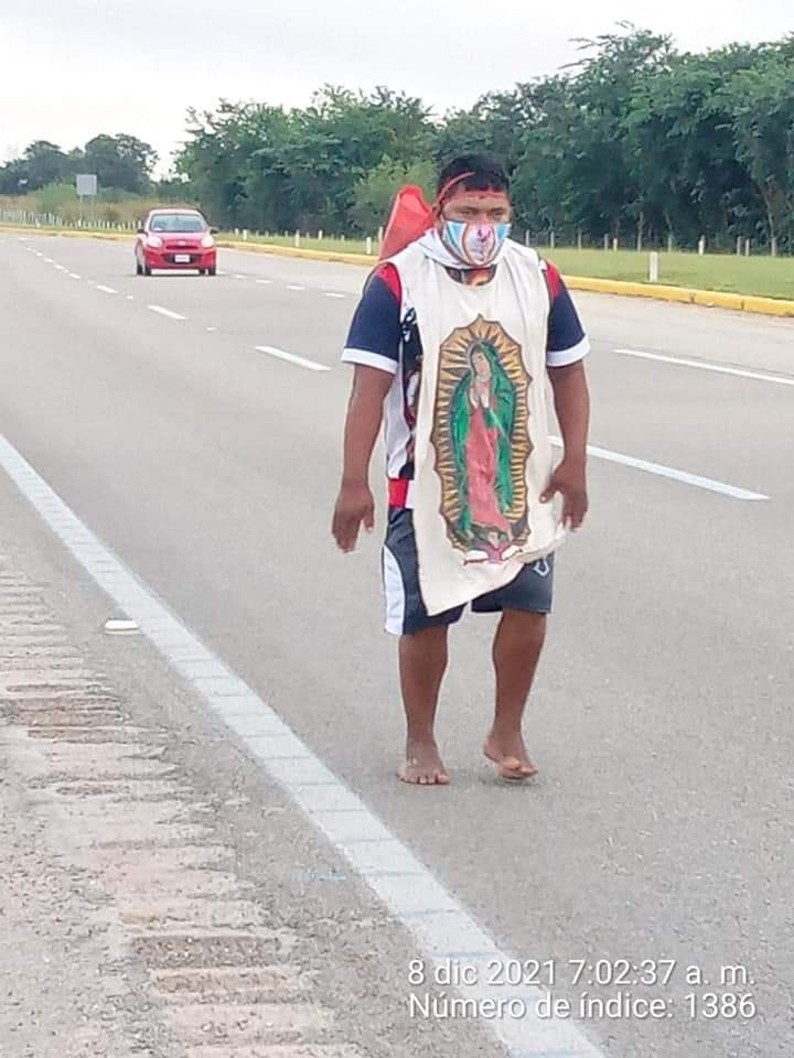 En 2021, durante su peregrinación, Tony se hizo viral por su devoción al caminar descalzo desde Tenabo hasta la Iglesia de Guadalupe En 2021, durante su peregrinación, Tony se hizo viral por su devoción al caminar descalzo desde Tenabo hasta la Iglesia de Guadalupe
