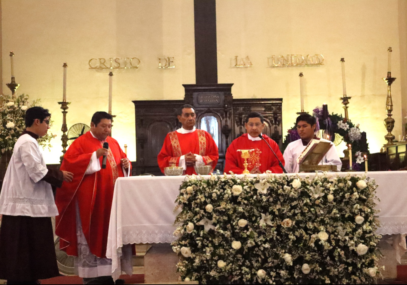 La misa se realizó en la Catedral de San Idelfonso de Mérida La misa se realizó en la Catedral de San Idelfonso de Mérida