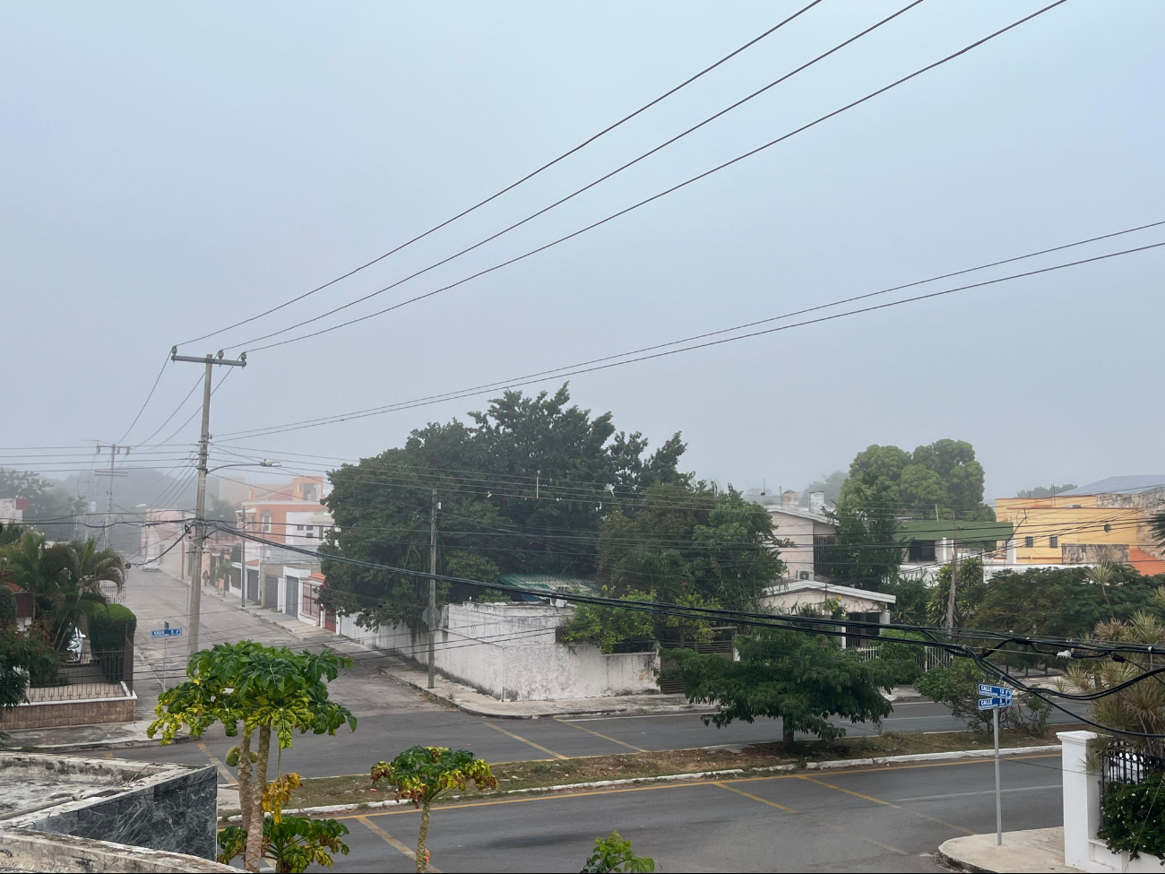 La neblina cubrió gran parte de Mérida La neblina cubrió gran parte de Mérida
