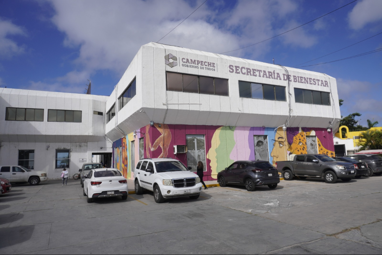 Campeche redistribuirá recursos en 2025, priorizando becas y apoyos a municipios marginados