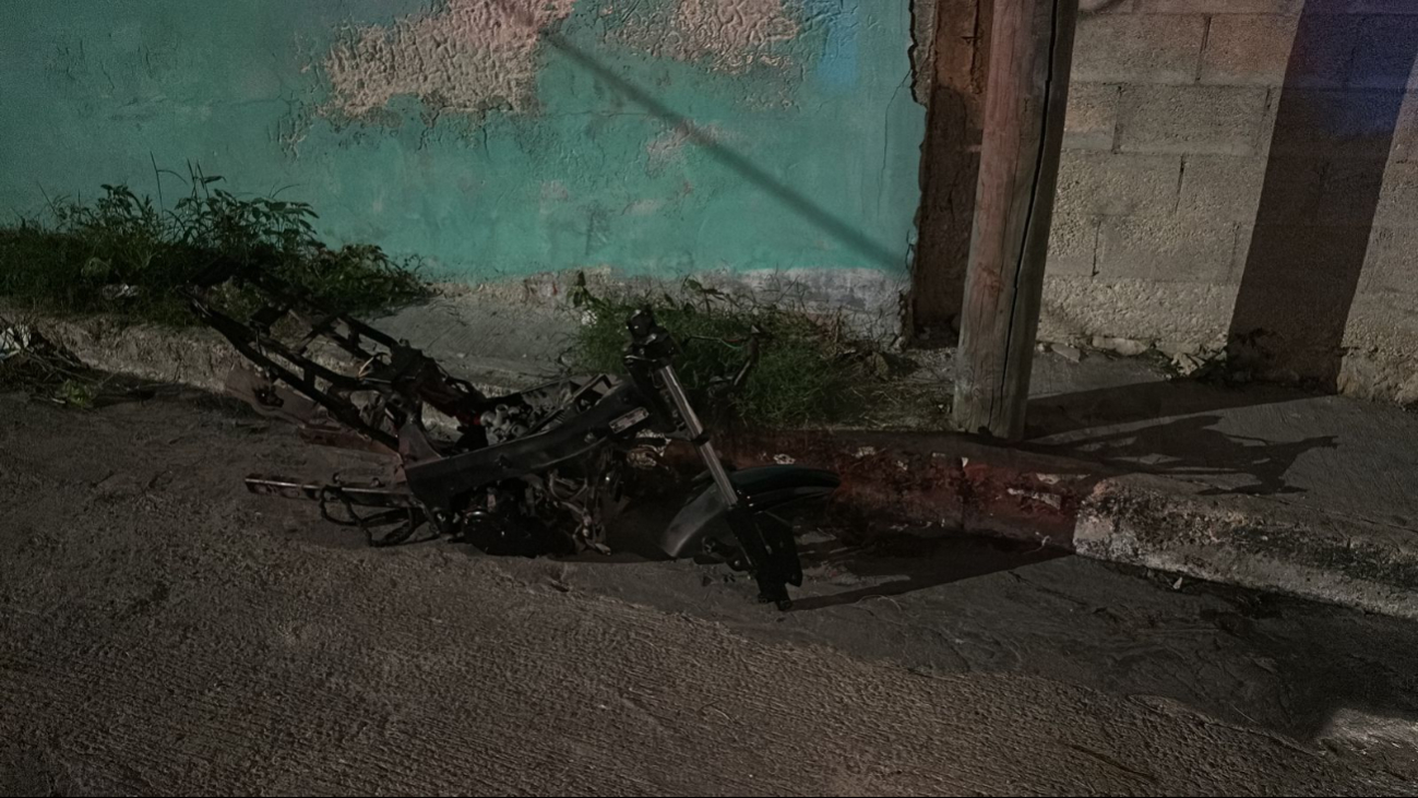 Recuperan moto robada en Campeche; el hallazgo terminó en enfrentamiento
