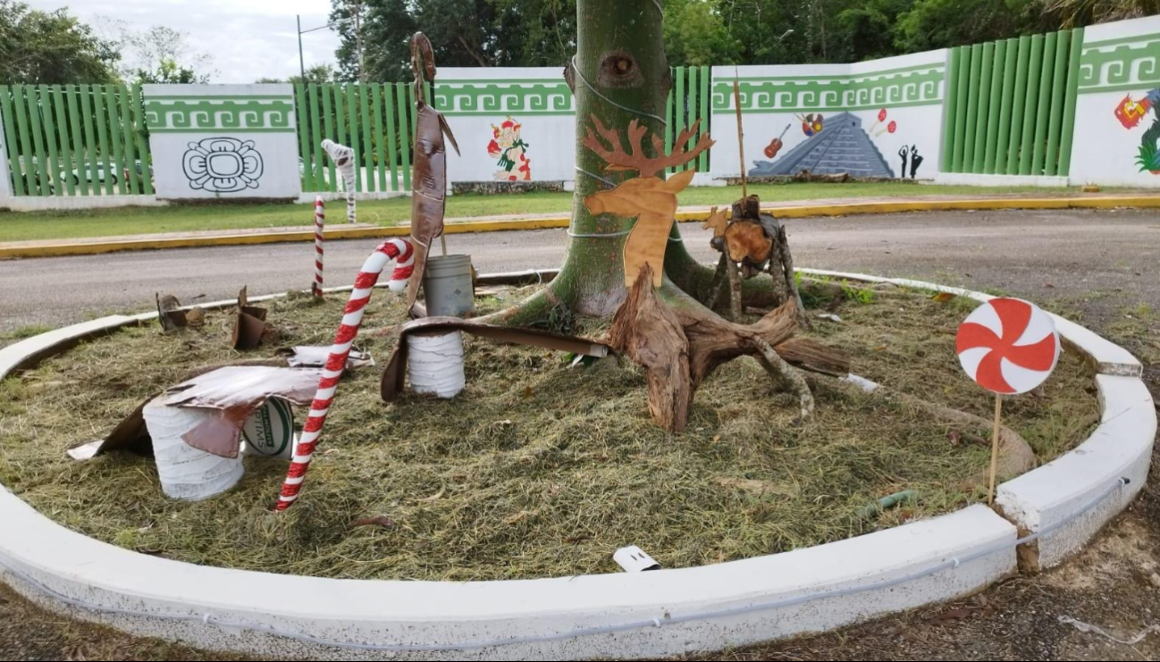 Anoche los estudiantes llevaron a cabo su posada una vez se decoró el lugar