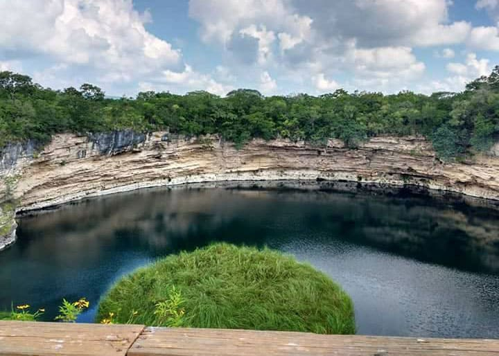 El cenote más profundo del mundo El cenote más profundo del mundo