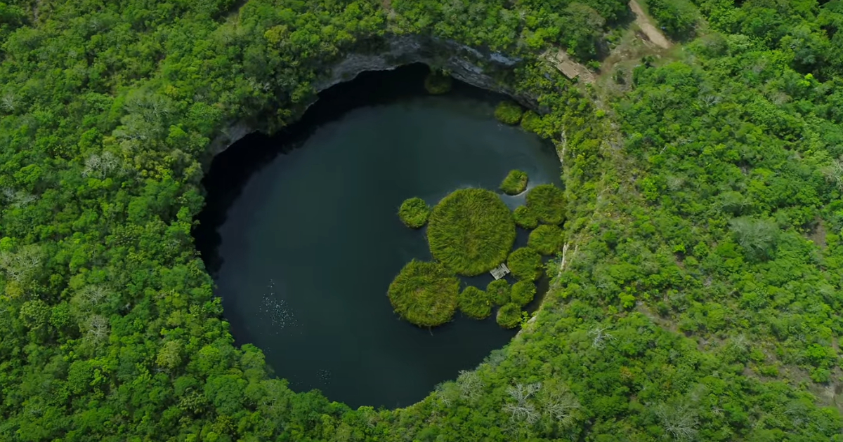 El cenote que está al norte de México
