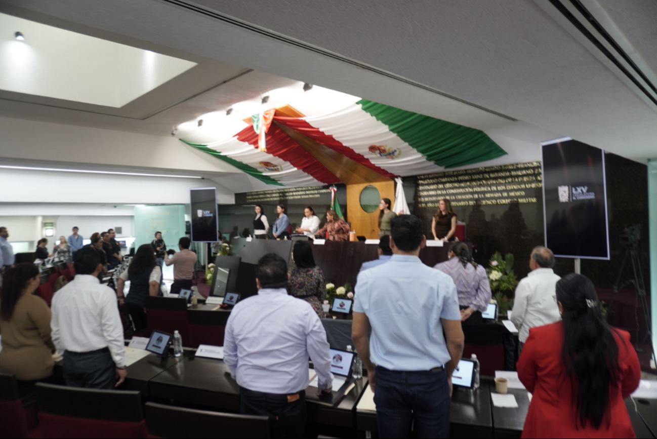 El Congreso del Estado de Campeche aprobó una reforma constitucional prohibiendo el uso, venta y traslado de cigarros electrónicos y vapeadores