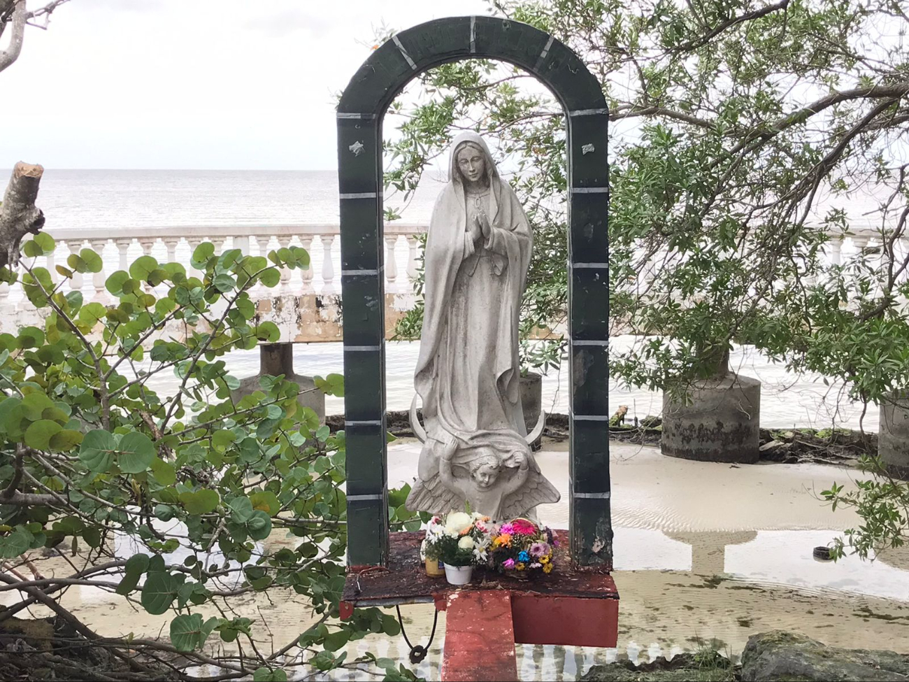 Reportan abandono del Parque de la Virgen en Chetumal