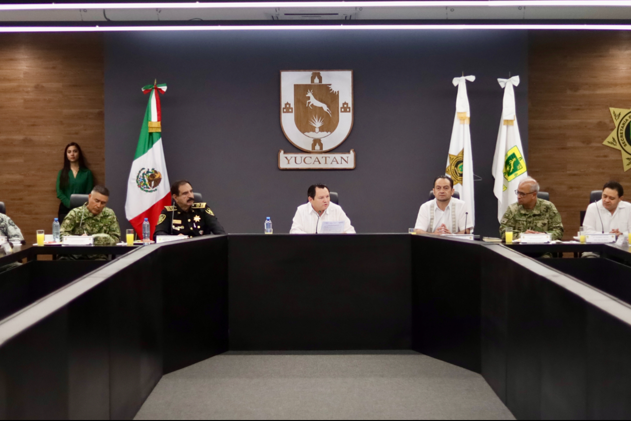 Joaquín Díaz Mena coordina acciones y estrategias  para fortalecer la seguridad en Yucatán