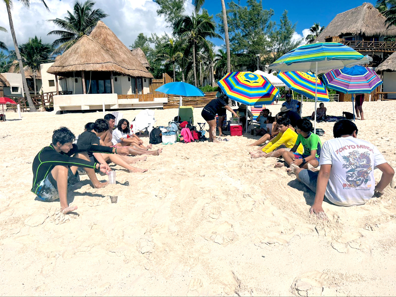 Alrededor de 250 asociaciones o congregaciones religiosas reportan gran cantidad de jóvenes pidiendo ayuda Alrededor de 250 asociaciones o congregaciones religiosas reportan gran cantidad de jóvenes pidiendo ayuda
