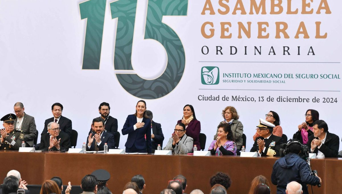 La Presidenta de México, Claudia Sheinbaum, encabezó la 125 Asamblea General del IMSS en Palacio Nacional La Presidenta de México, Claudia Sheinbaum, encabezó la 125 Asamblea General del IMSS en Palacio Nacional