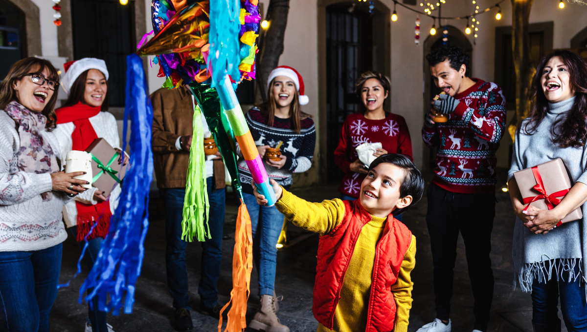 Las posadas se celebran del 16 al 24 de diciembre, reviviendo el viaje de María y José en busca de refugio Las posadas se celebran del 16 al 24 de diciembre, reviviendo el viaje de María y José en busca de refugio