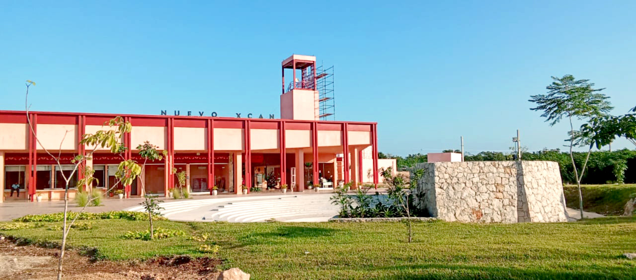 En la zona maya los pobladores “cerraron filas” para evitar un desarrollo desordenado. (E En la zona maya los pobladores “cerraron filas” para evitar un desarrollo desordenado. (E