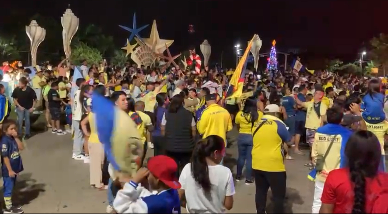 Americanistas celebran tricampeonato después de partido contra los Rayados de Monterrey. Americanistas celebran tricampeonato después de partido contra los Rayados de Monterrey.