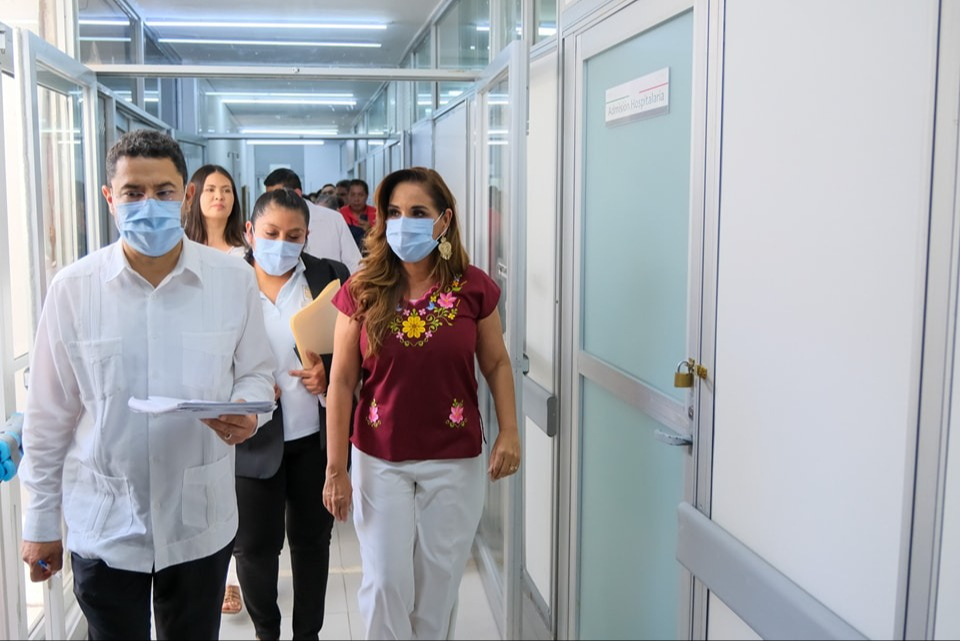 Autoridades recorren instalaciones del ISSSTE en Chetumal