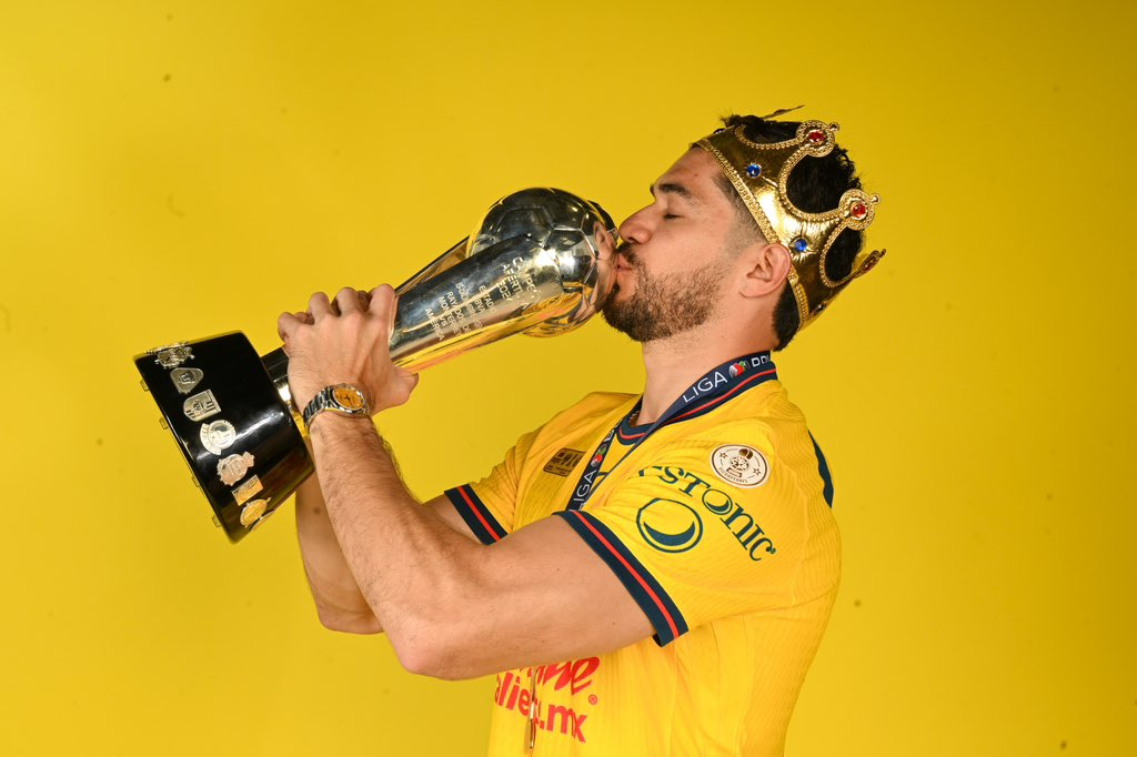 ¿Cuántos títulos tiene América respecto a Chivas, Pumas y Cruz Azul?