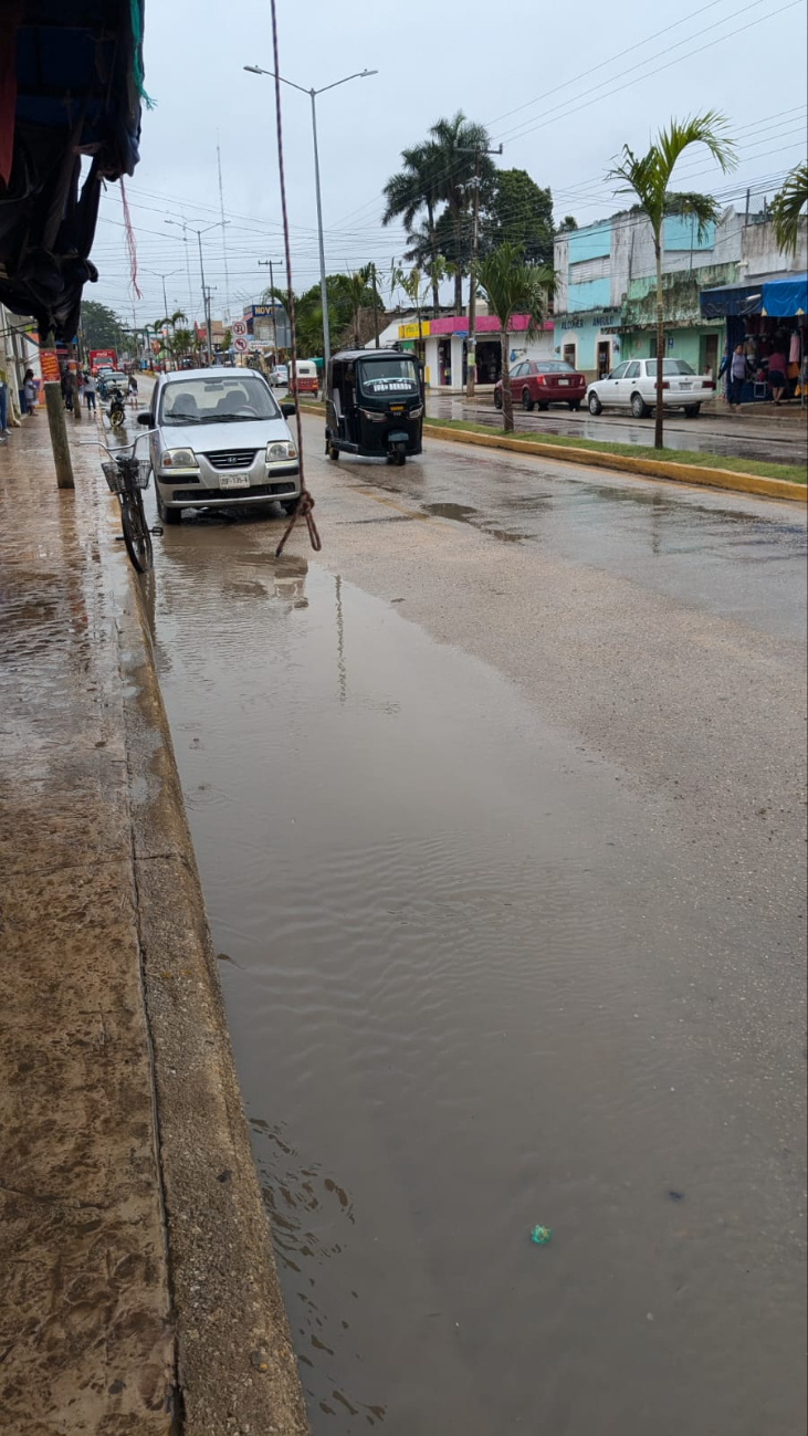 Fue alrededor de las 10:00 am que las lluvias reaparecieron sorprendiendo a los morelenses Fue alrededor de las 10:00 am que las lluvias reaparecieron sorprendiendo a los morelenses