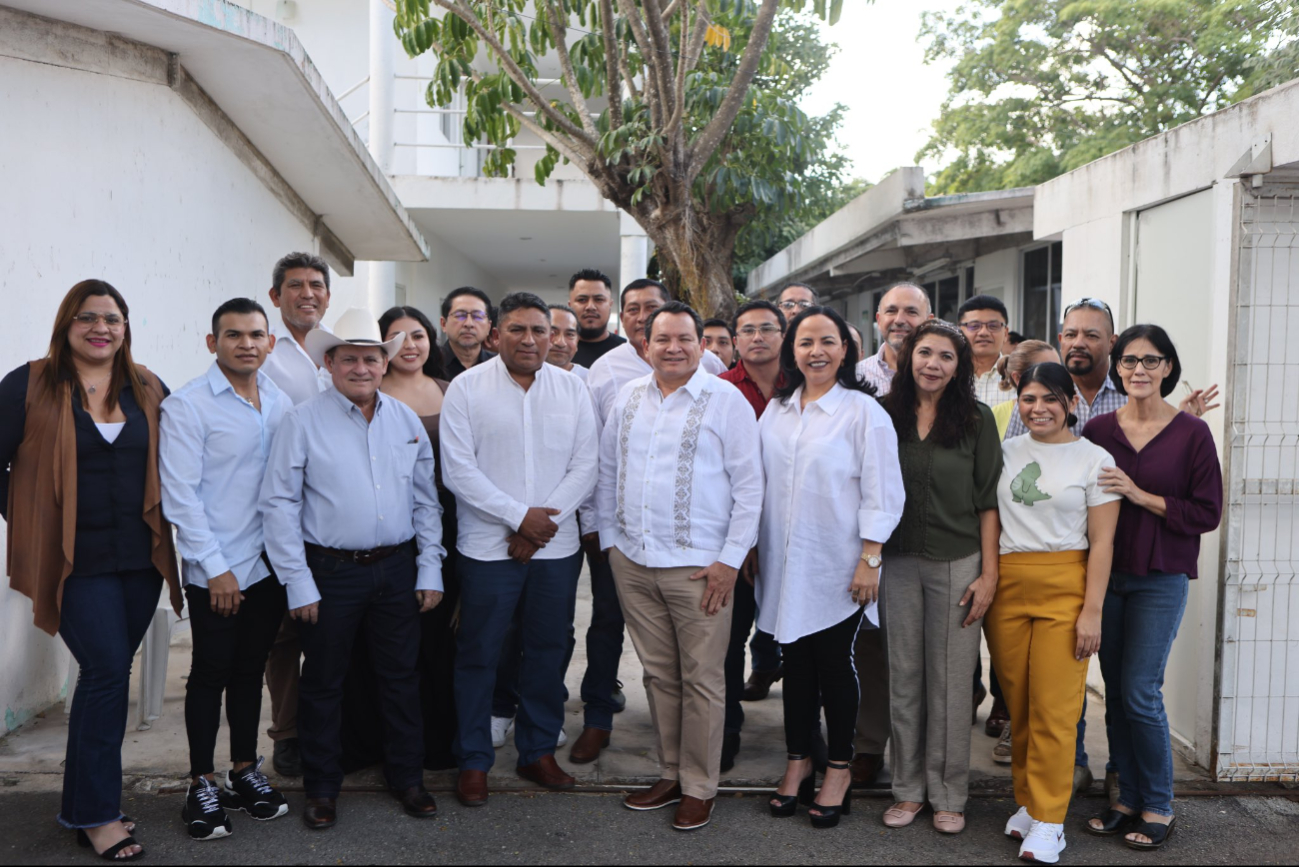 Díaz Mena visita la Secretaría de Pesca y Acuacultura Sustentable de Yucatán 