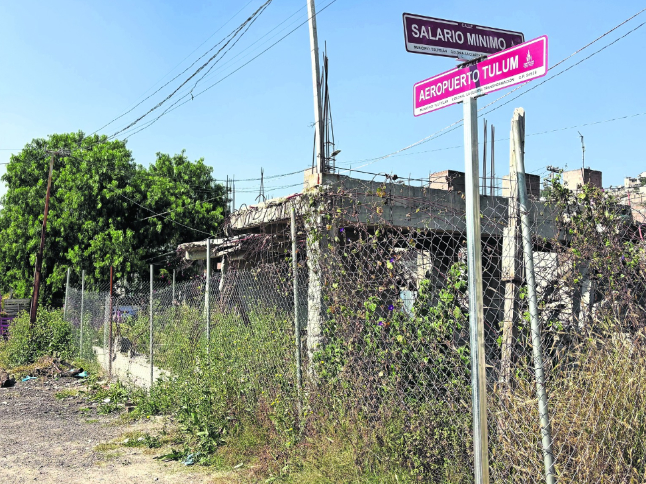 El cambio de nomenclatura fue aplicado en al menos 40 calles de la zona El cambio de nomenclatura fue aplicado en al menos 40 calles de la zona