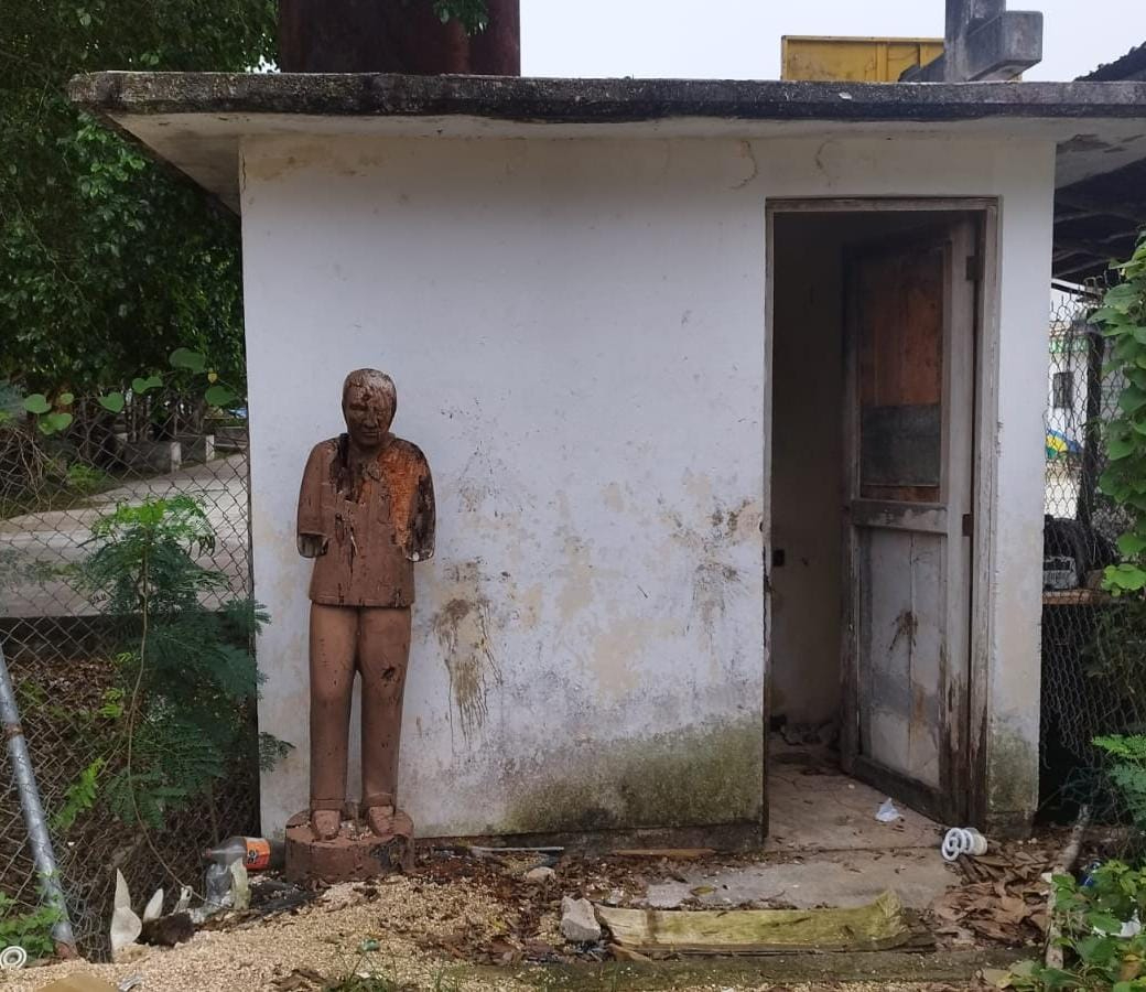 La estatua fue colocada en la colonia Vicente Guerrero por primera vez en 1988 La estatua fue colocada en la colonia Vicente Guerrero por primera vez en 1988