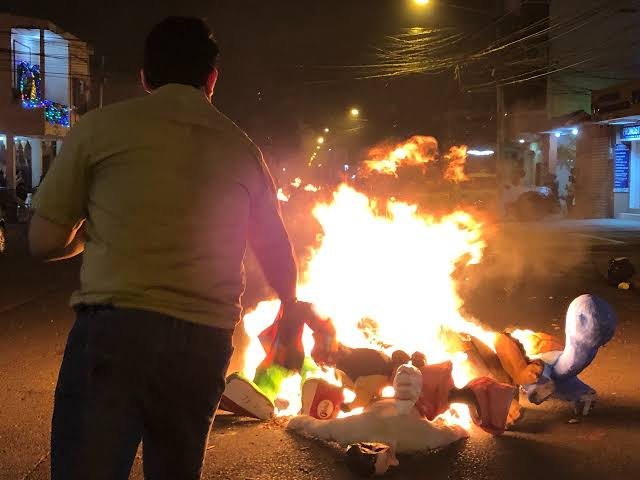 Vigilarán muñecos de “Año Viejo" con pirotecnia
