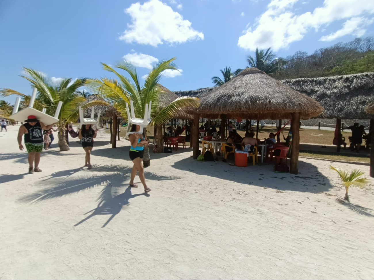 La SEMAR llamó a respetar las indicaciones de seguridad y las recomendaciones en las playas La SEMAR llamó a respetar las indicaciones de seguridad y las recomendaciones en las playas