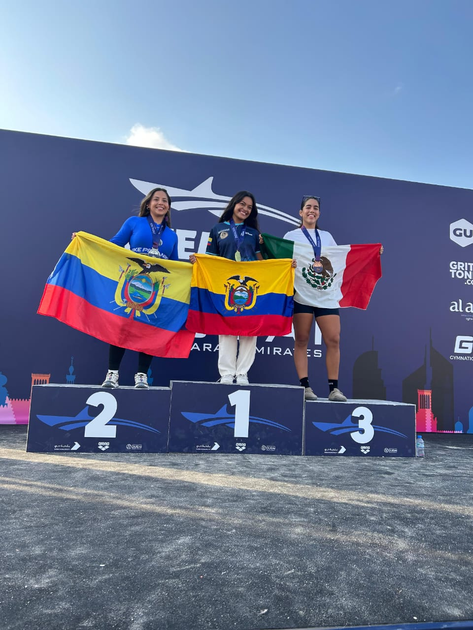 La sirena cancunense expuso que deportistas, por falta de apoyo, abandonan La sirena cancunense expuso que deportistas, por falta de apoyo, abandonan
