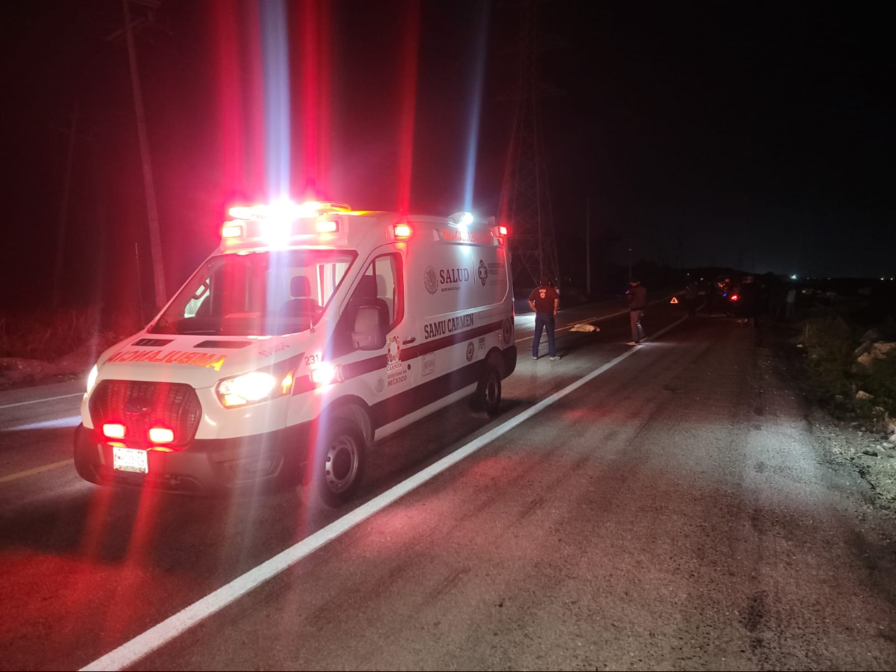 El accidente ocurrió cuando el tráiler tocó el claxon, sorprendiendo al motociclista y haciéndolo perder el control El accidente ocurrió cuando el tráiler tocó el claxon, sorprendiendo al motociclista y haciéndolo perder el control