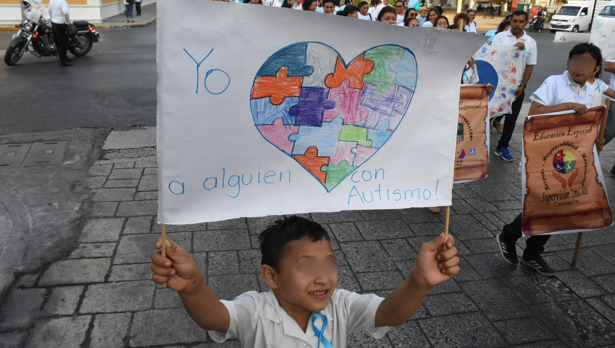 Red de Padres Autismo Campeche insta a prohibir la pirotecnia por sus graves efectos
