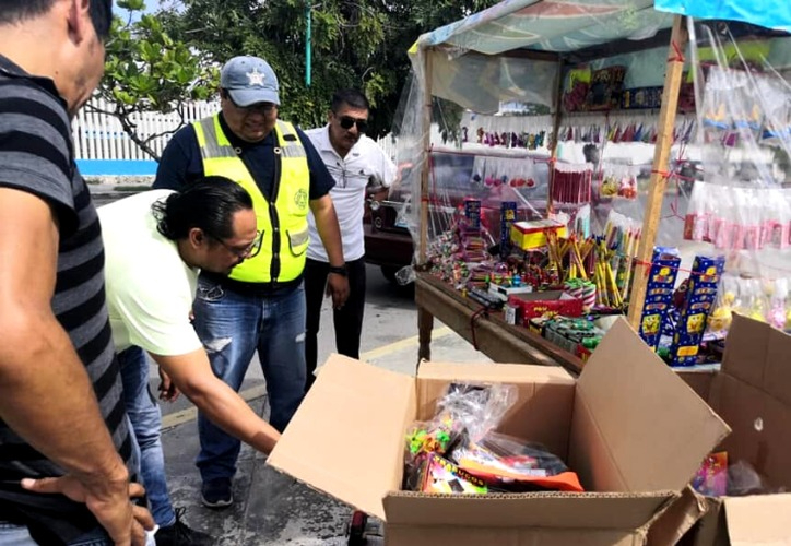 La multa por venden explosivos va de los 5 mil hasta los 20 mil pesos La multa por venden explosivos va de los 5 mil hasta los 20 mil pesos