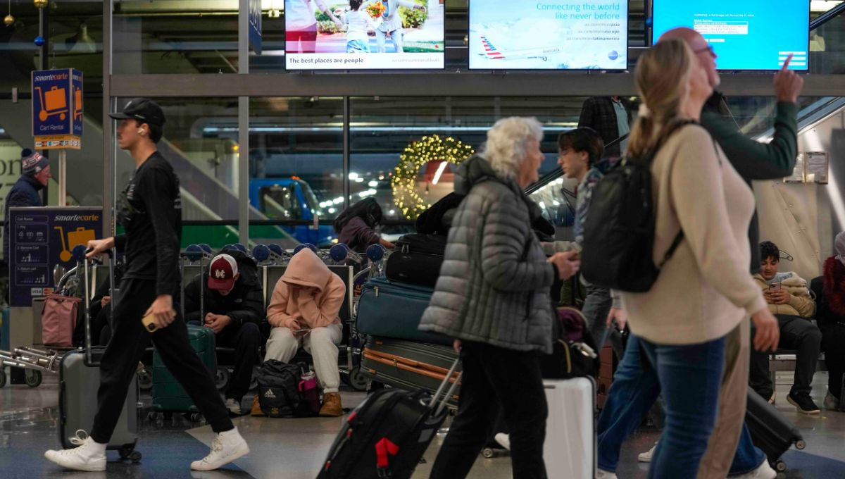 American Airlines reanuda operaciones en EU luego de fallo técnico en plena Nochebuena