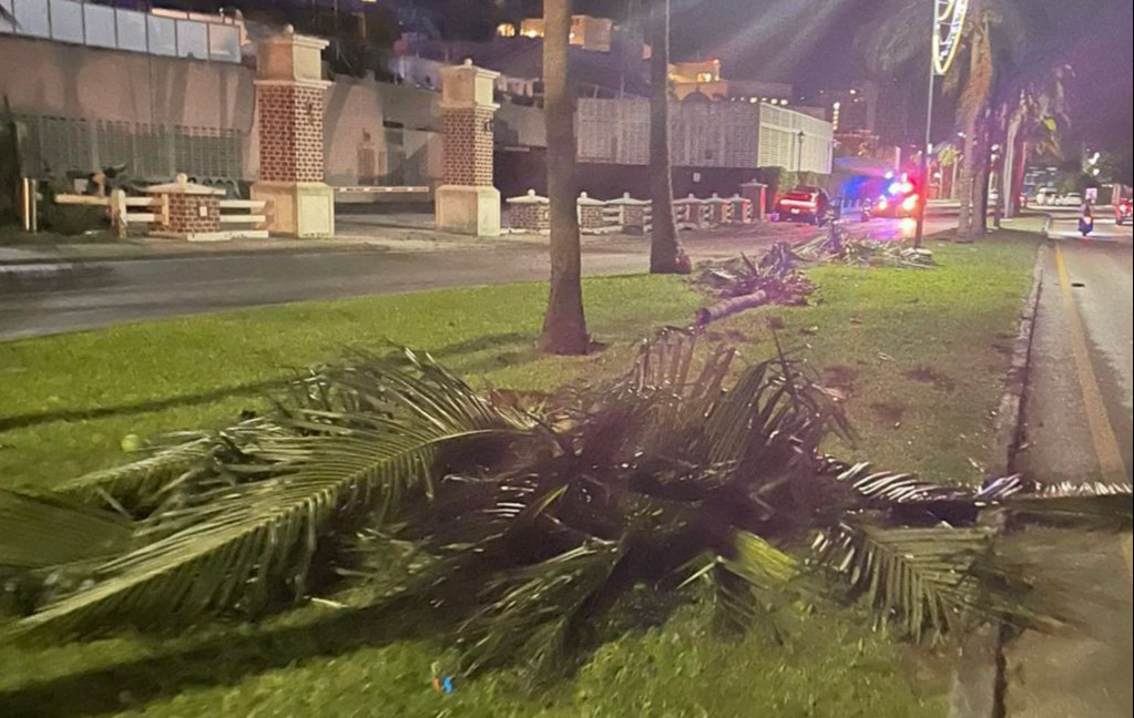 Un segundo accidente automovilístico se registró en la zona hotelera cerca del restaurante Lorenzillos Un segundo accidente automovilístico se registró en la zona hotelera cerca del restaurante Lorenzillos