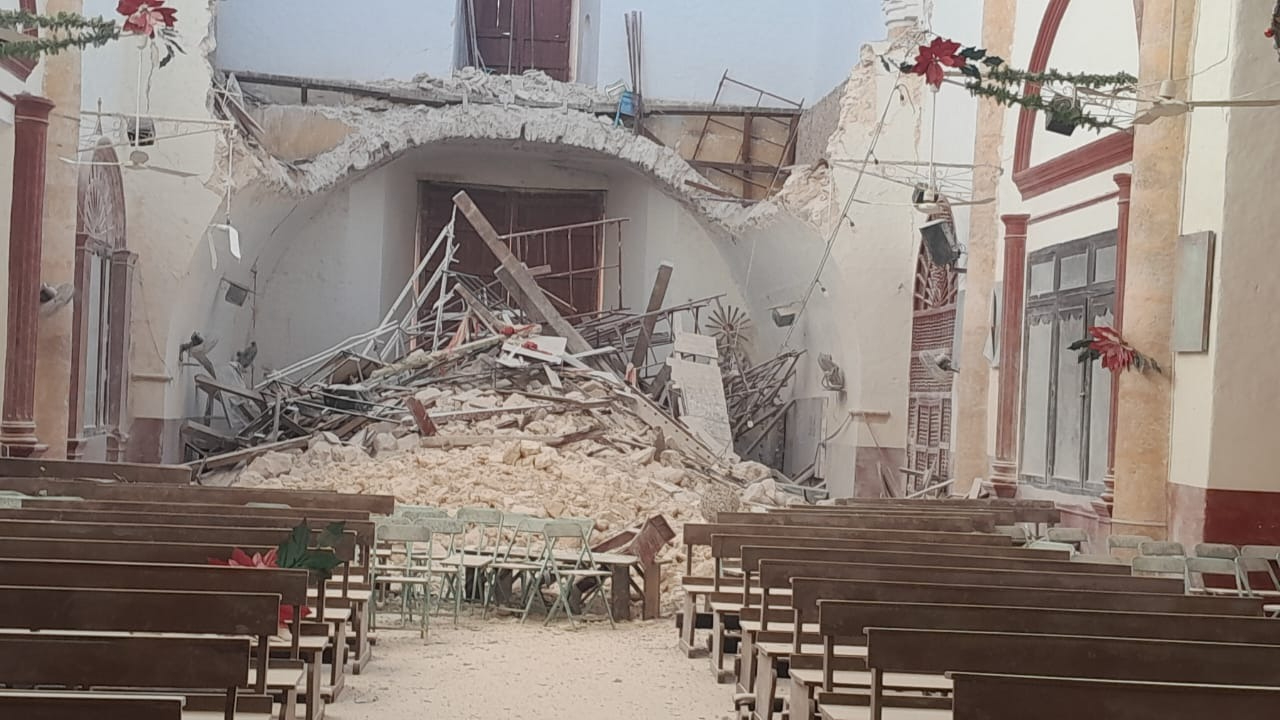 INAH y Protección Civil de Calkiní a cargo del resguardo de iglesia colapsada
