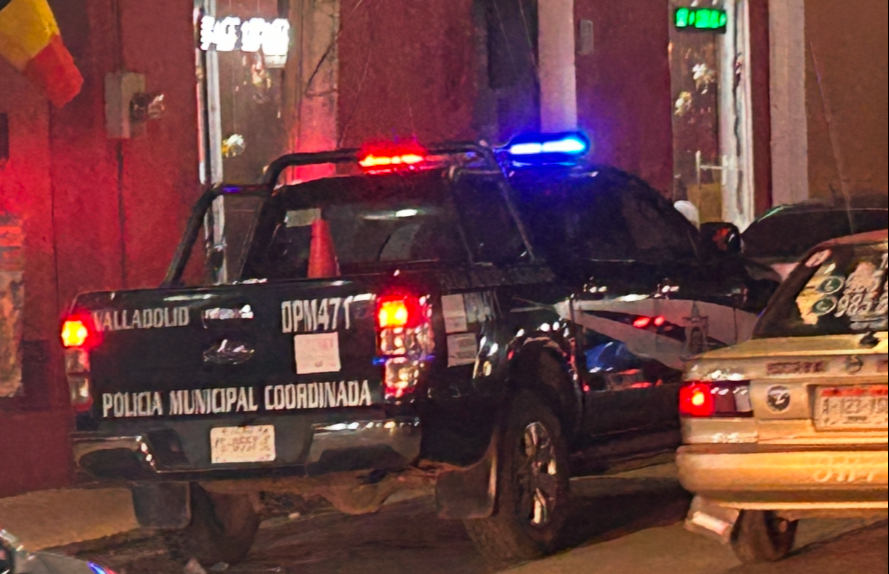Con réplicas de armas de fuego, sujetos desconocidos irrumpieron en barbería de la colonia Militar Con réplicas de armas de fuego, sujetos desconocidos irrumpieron en barbería de la colonia Militar