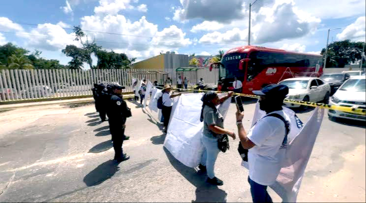 Protestas por justicia, bloqueos y marchas en la capital del estado exigen la localización de gente no ubicada y el cese de la impunidad. Protestas por justicia, bloqueos y marchas en la capital del estado exigen la localización de gente no ubicada y el cese de la impunidad.