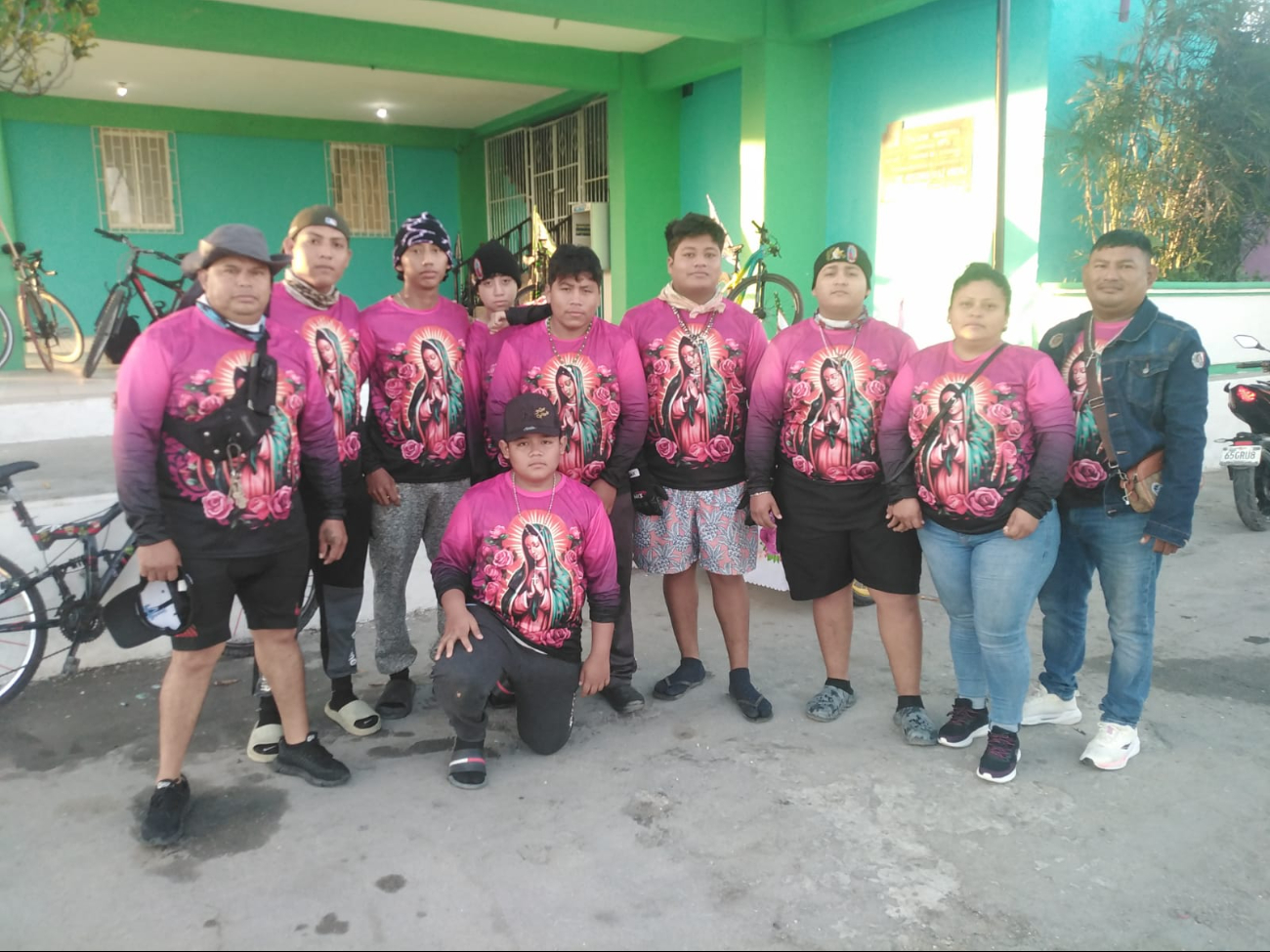Axel de Jesús López Jiménez, peregrino de Atasta, comenta que su grupo de 14 personas viaja hasta Mérida y descansa en Sabancuy Axel de Jesús López Jiménez, peregrino de Atasta, comenta que su grupo de 14 personas viaja hasta Mérida y descansa en Sabancuy