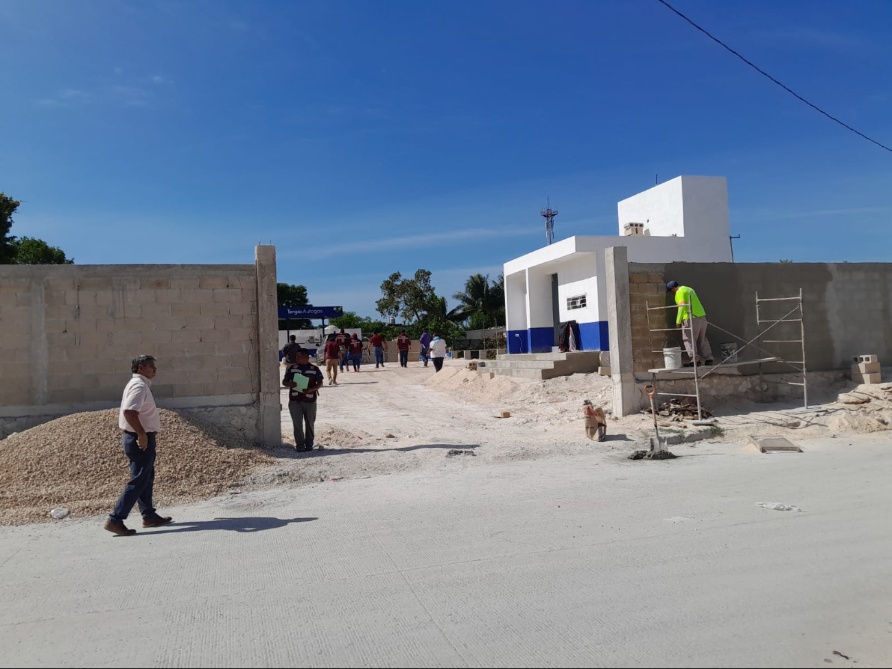 Habitantes consideran que la gasera representa un grave peligro para la colonia y zonas aledañas Habitantes consideran que la gasera representa un grave peligro para la colonia y zonas aledañas
