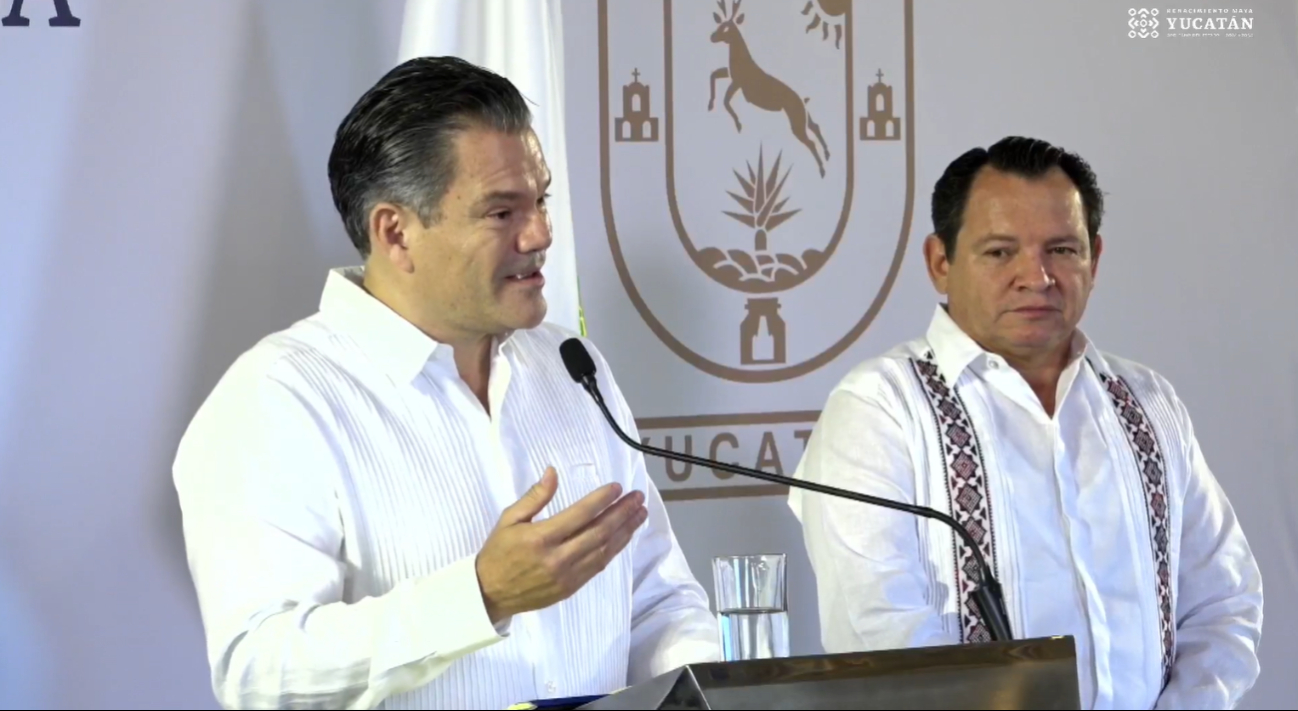 Joaquín Díaz Mena nombra a Salvador Vitelli como nuevo titular del IYEM