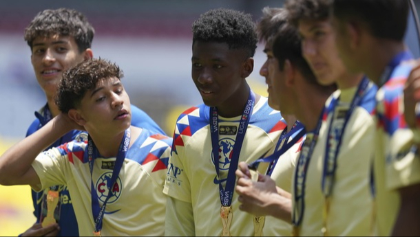 El hijo del Chucho Benítez brilla con el América El hijo del Chucho Benítez brilla con el América